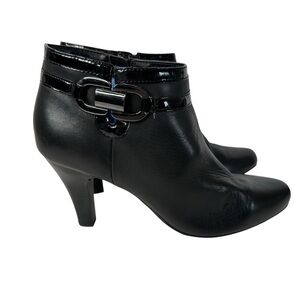 Sofft Classic Black Ankle Booties Heel Buckle Detail Dress Boots Office Size 10